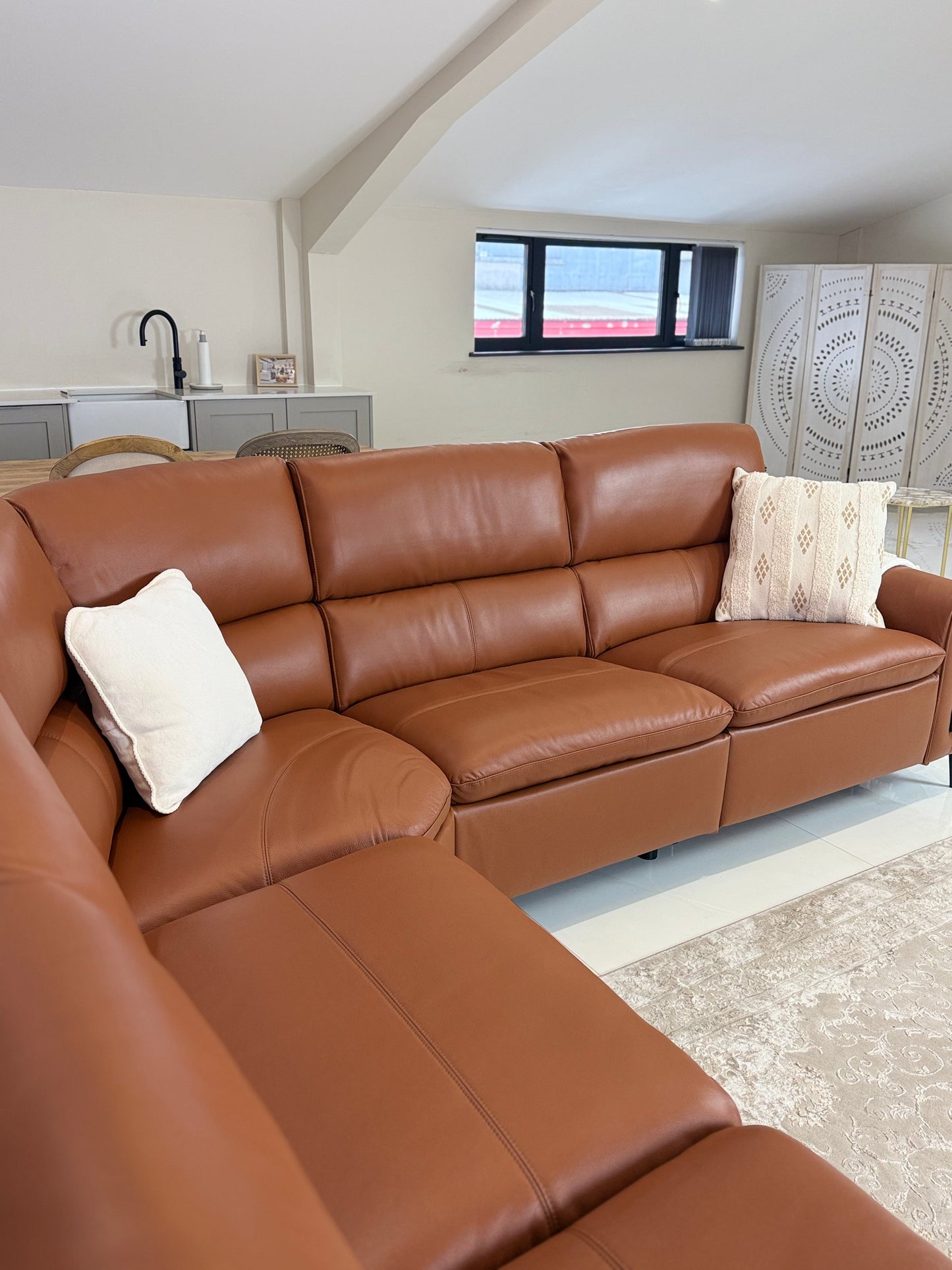 Arizona Electric Recliner Sofa — Large Corner, Tan Leather